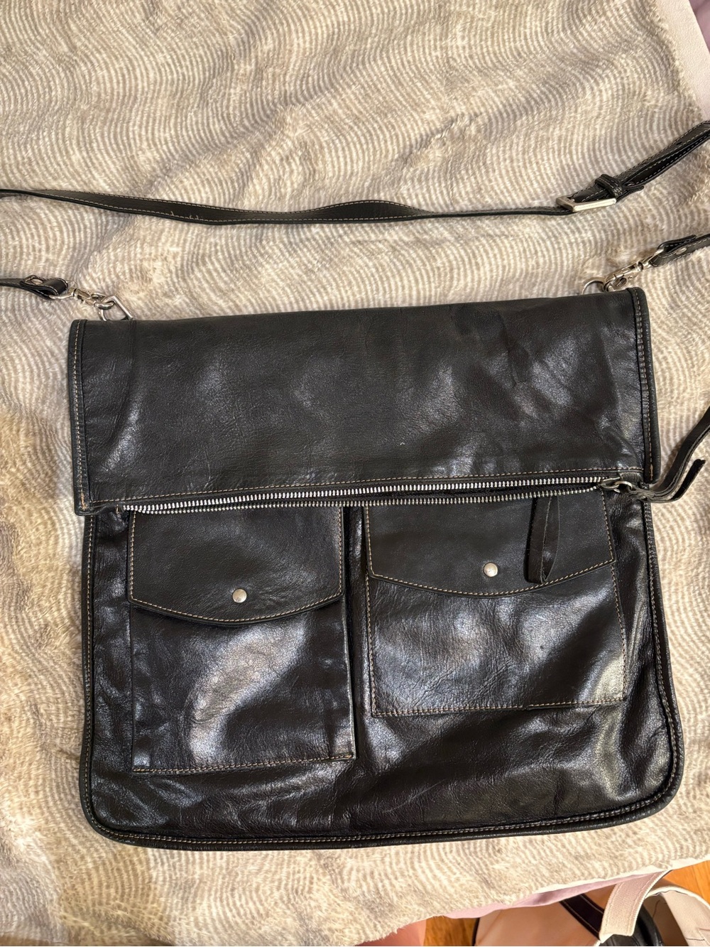 Vintage Black Genuine Leather Foldover Crossbody Bag | Made in Italy